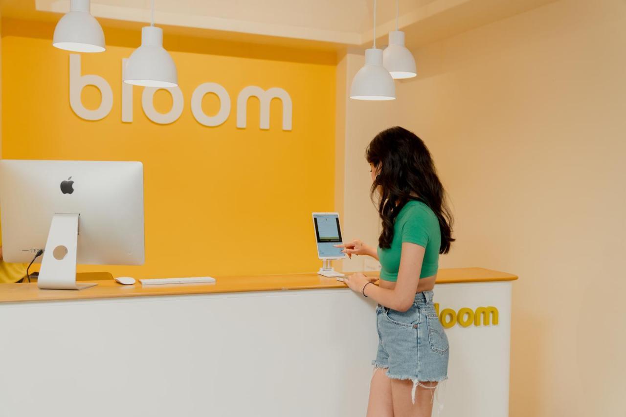 נוידה Bloom Hotel - Sector 62 מראה חיצוני תמונה